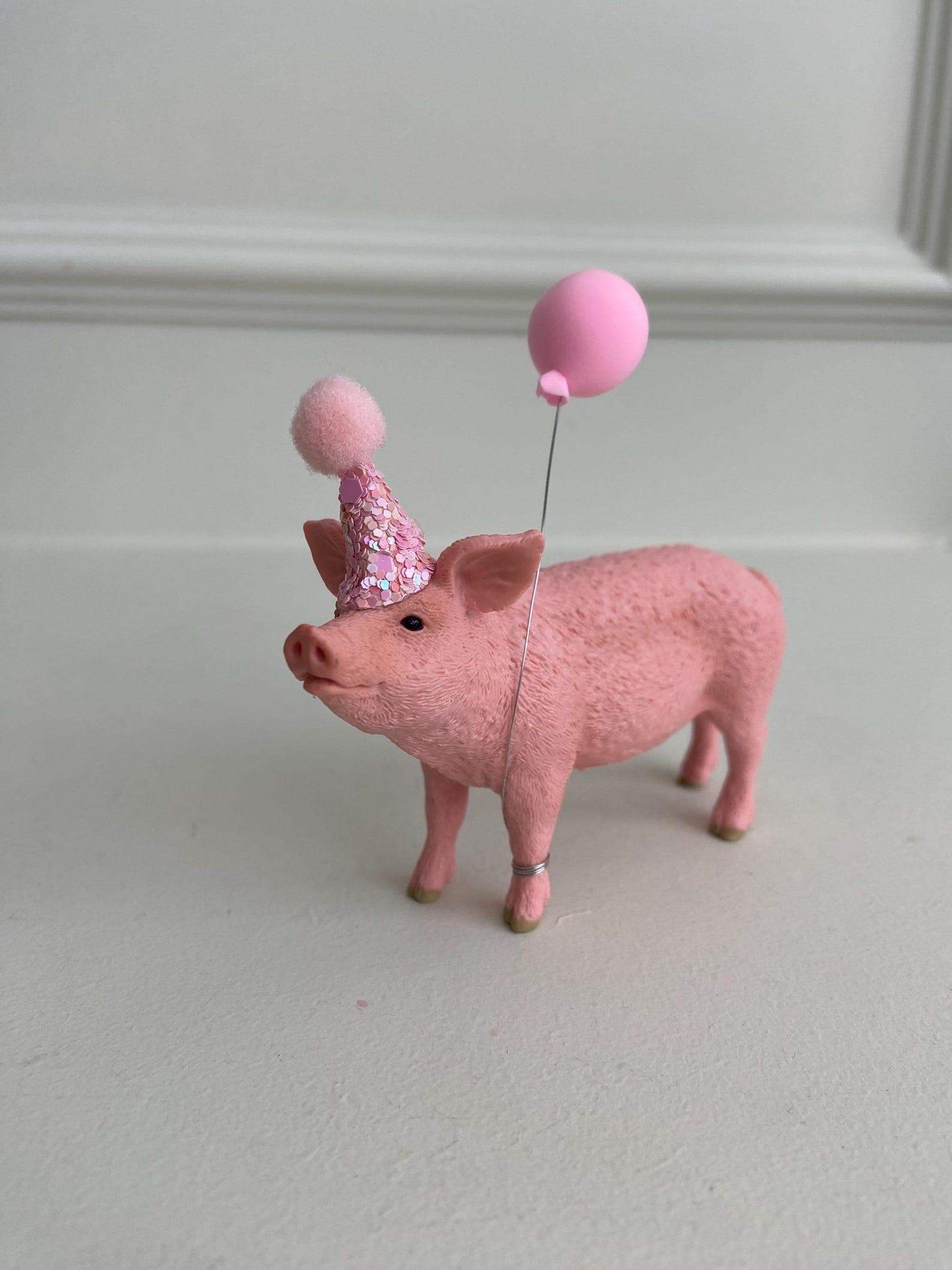 Party Pig Cake Topper